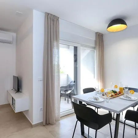 Apartments Bonaca With Jacuzzi Privlaka  Exterior photo