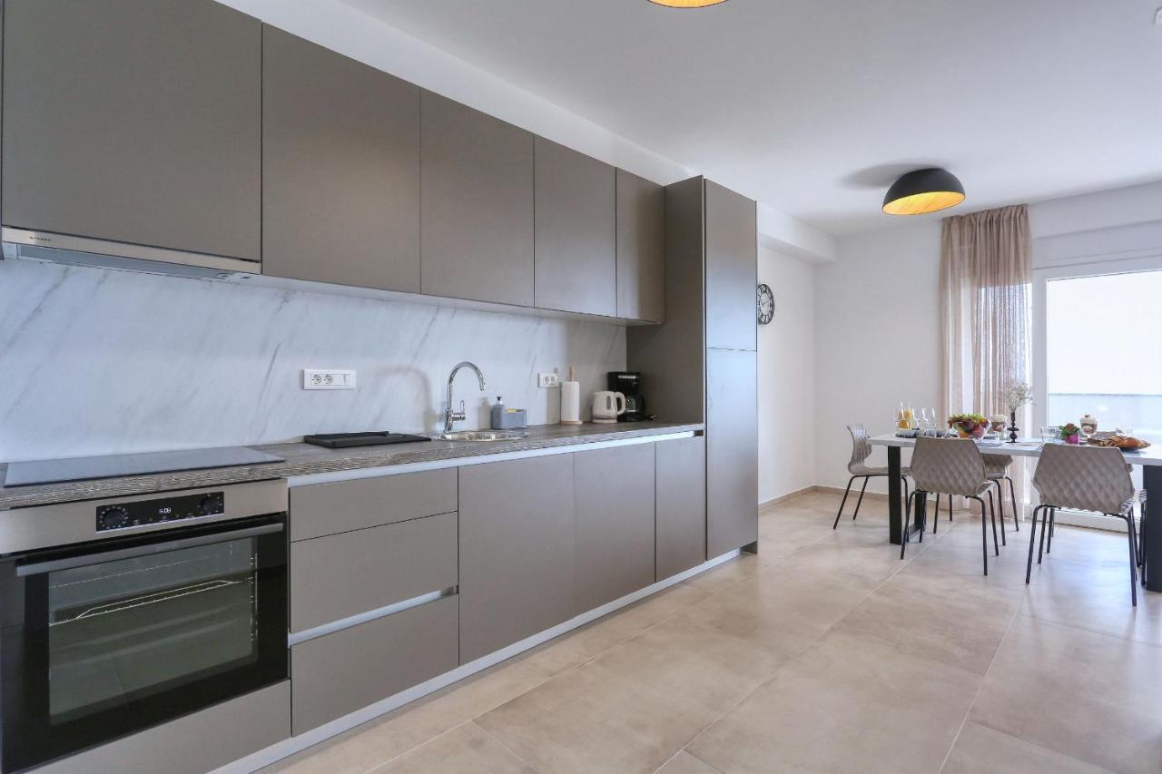 Bonaca With Jacuzzi Apartment Privlaka (Zadar)