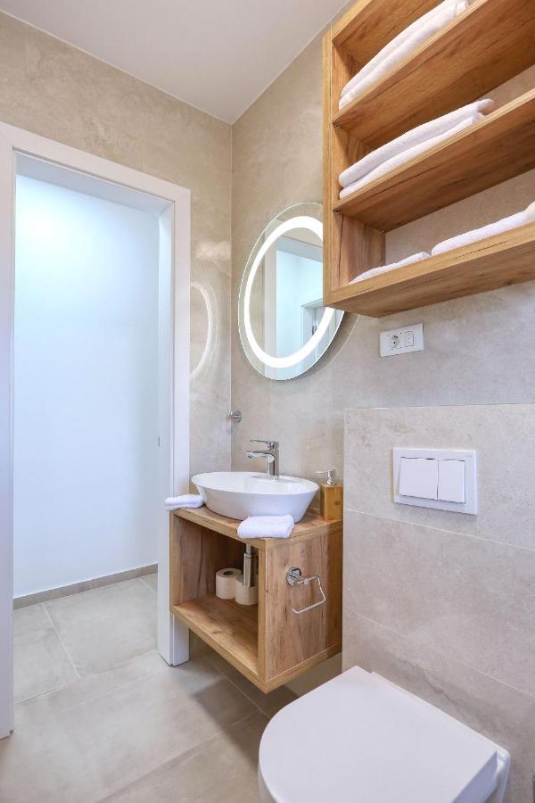 Bonaca With Jacuzzi * Privlaka (Zadar)