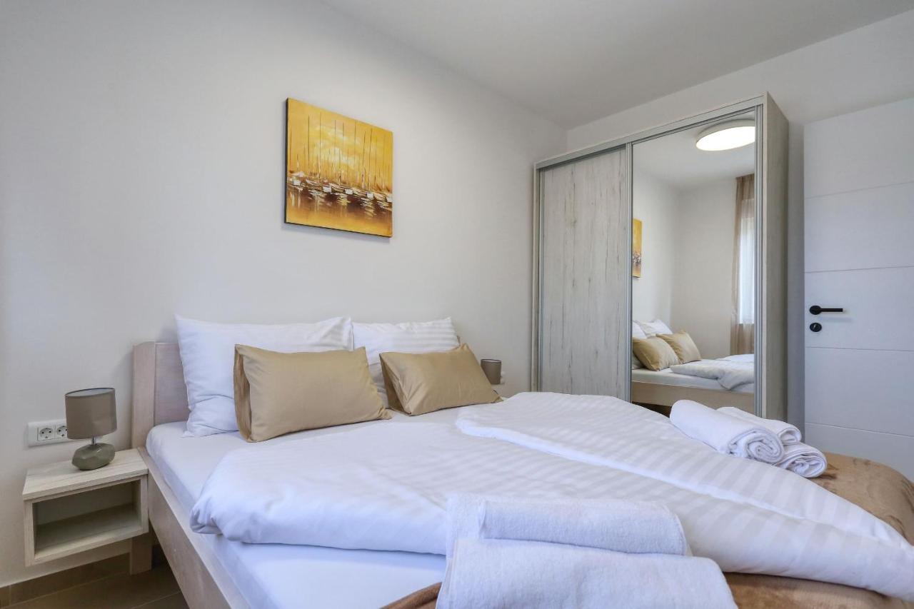 Appartamento Bonaca With Jacuzzi Privlaka (Zadar)