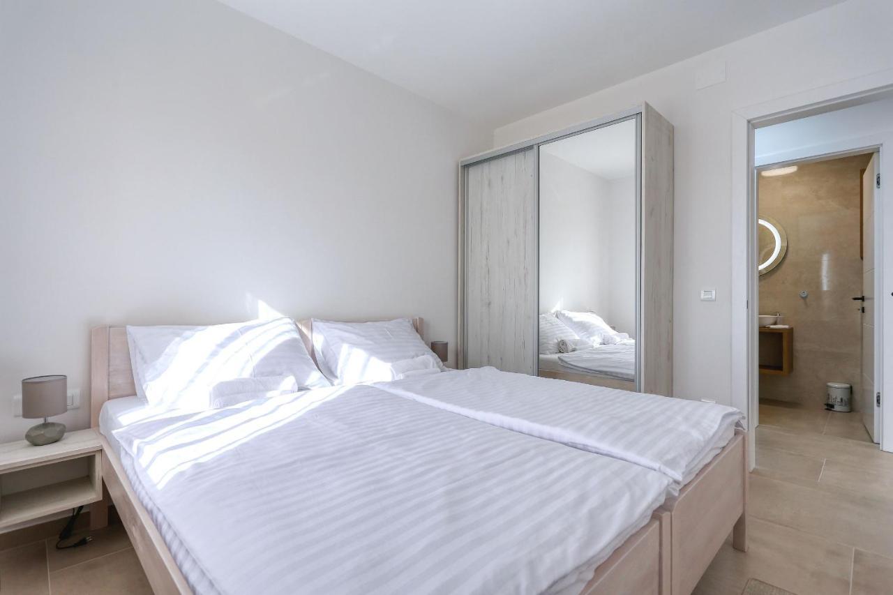 Bonaca With Jacuzzi Privlaka (Zadar)