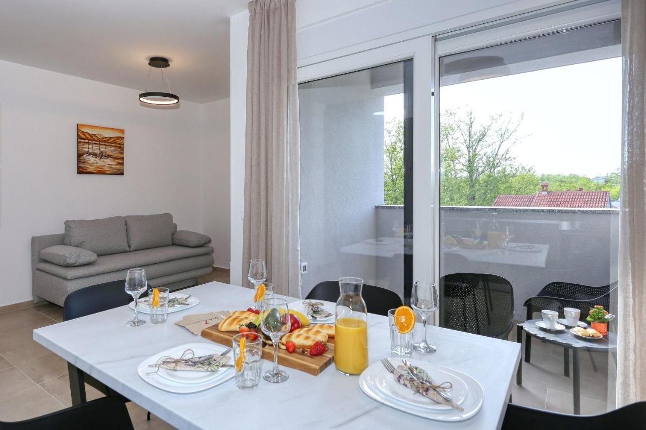 Apartment Bonaca With Jacuzzi Privlaka (Zadar)