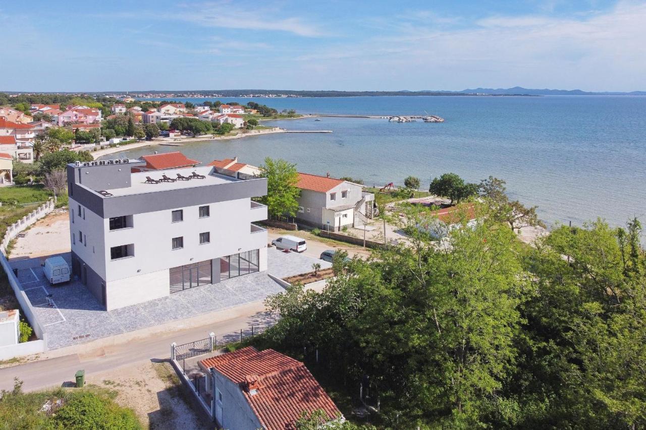 Bonaca With Jacuzzi Apartment