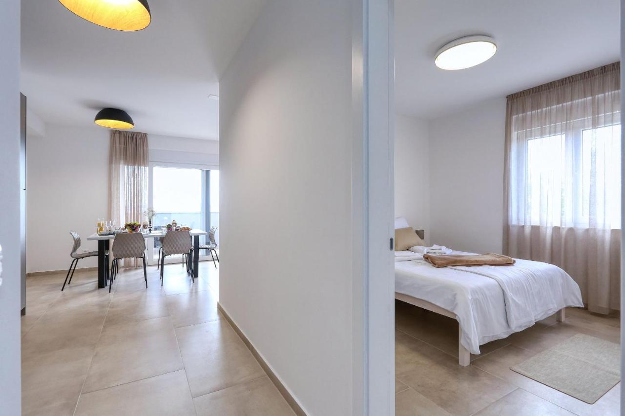 Bonaca With Jacuzzi Privlaka (Zadar)