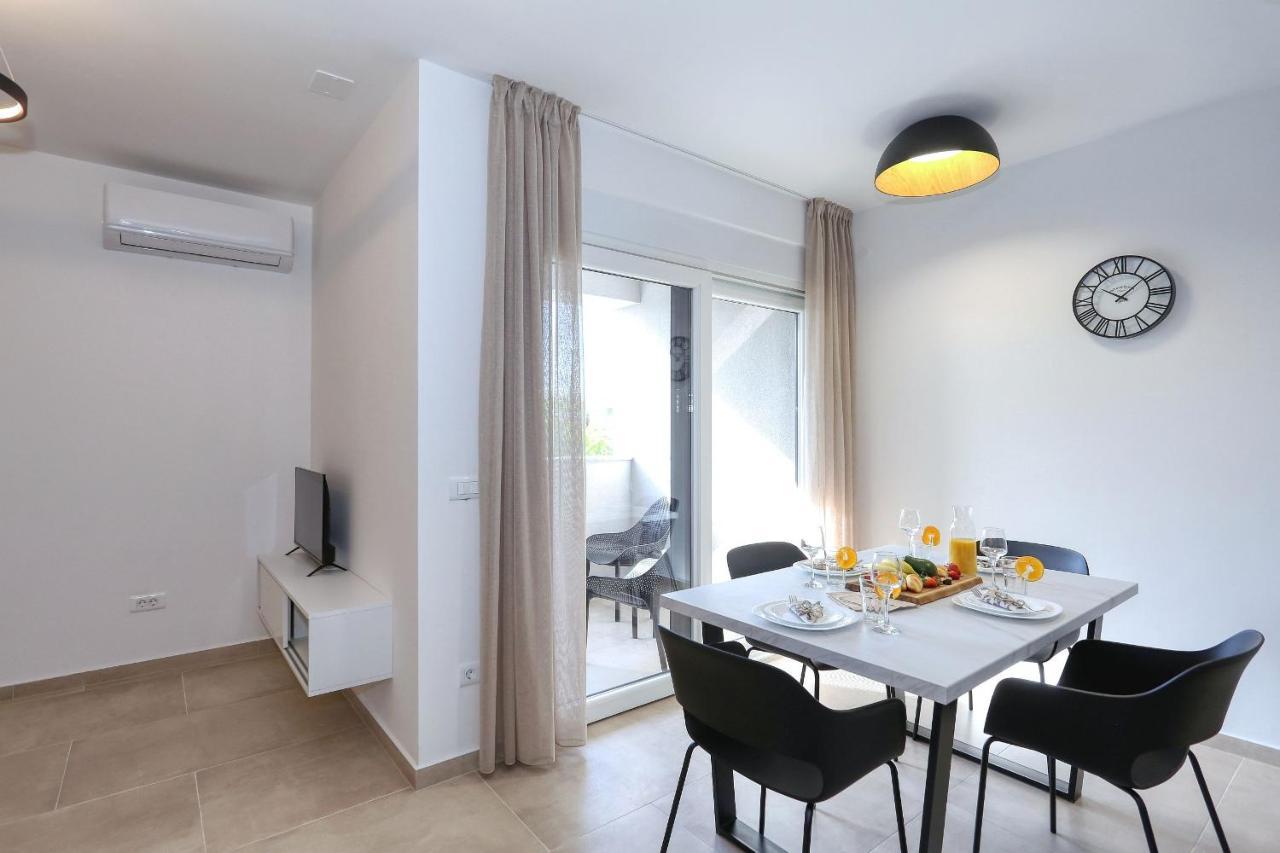 Bonaca With Jacuzzi Privlaka (Zadar)