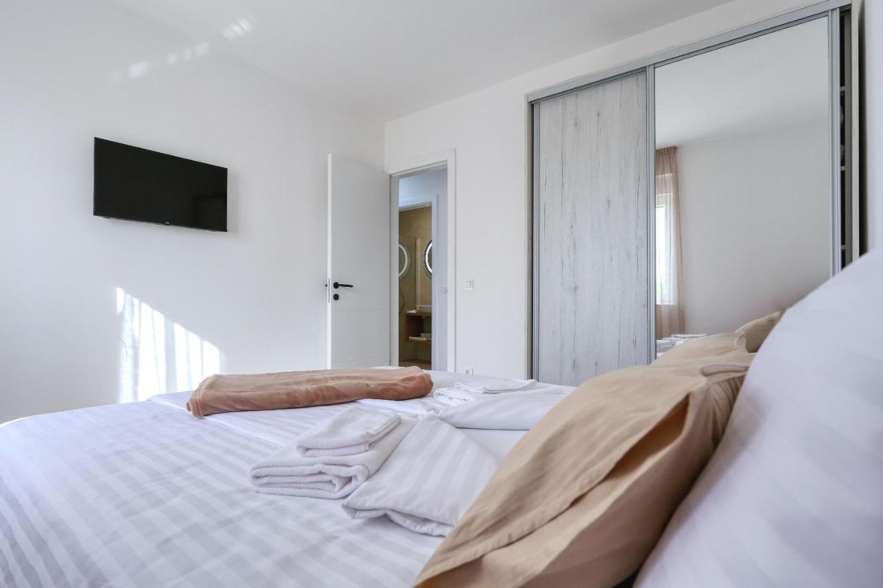 Bonaca With Jacuzzi Apartment *